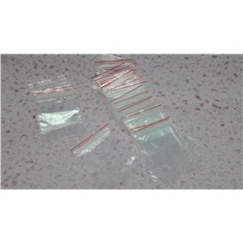 Пакеты с замком Zip lock размер 7смх10см Китай.