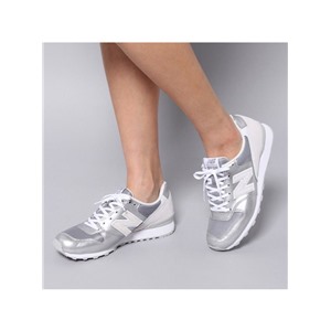  Кроссовки женские Adidas. Артикул 332987
