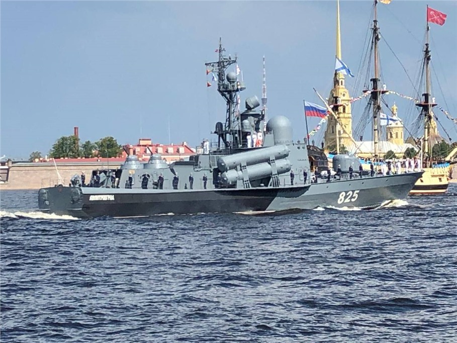 С Днём Военно-Морского Флота!